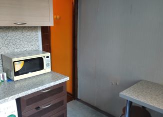 Продаю 2-ком. квартиру, 45 м2, Ставрополь, улица Ленина, 125, микрорайон №3
