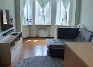 Продажа двухкомнатной квартиры, 43 м2, Полысаево, улица Свердлова, 7