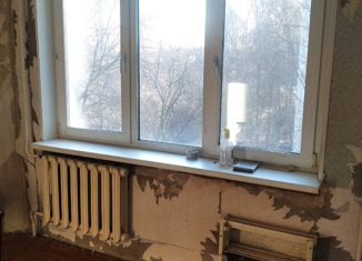 Продаю трехкомнатную квартиру, 50 м2, Балахна, проспект Дзержинского, 2Г