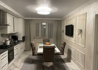 Продается трехкомнатная квартира, 131.9 м2, Чебоксары, Университетская улица, 38к4