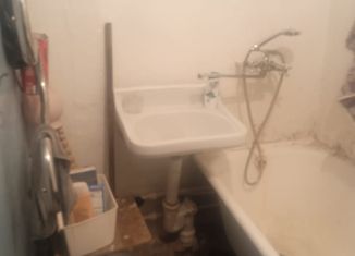 Продам 2-ком. квартиру, 44 м2, Карачаевск, улица Ленина, 37А