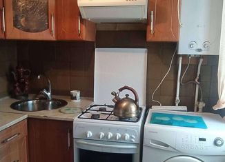 Продажа 2-ком. квартиры, 42 м2, Жуковка, Почтовая улица, 12