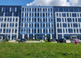 Продам 3-ком. квартиру, 64.7 м2, Гатчина, улица Авиатриссы Зверевой, 14