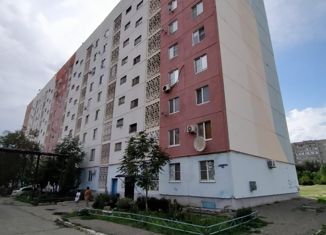 Продажа 2-ком. квартиры, 49 м2, Элиста, 7-й микрорайон, 7-й микрорайон, 2к1