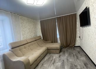 Продается однокомнатная квартира, 30 м2, Канаш, улица Чкалова, 17