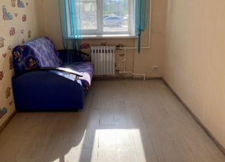 3-комнатная квартира на продажу, 63.7 м2, Жигулёвск, микрорайон В-1, 15