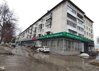 Продается 1-комнатная квартира, 32.4 м2, Уфа, Орджоникидзевский район, улица Мира, 4