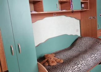 Продается 4-ком. квартира, 61.6 м2, Россошь, Заводская улица, 45