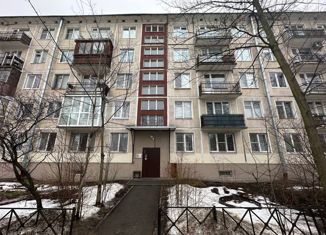 Продается 3-ком. квартира, 55.8 м2, Санкт-Петербург, Витебский проспект, 21к4, муниципальный округ Гагаринское