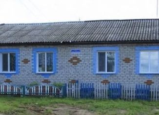 Продается 4-комнатная квартира, 108 м2, поселок городского типа Товарково, улица Ленина