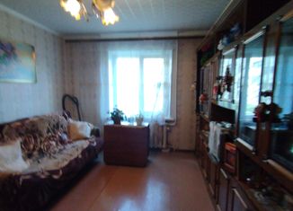 Продам 2-комнатную квартиру, 51 м2, Новочебоксарск, улица 10-й Пятилетки, 47