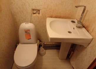 Продаю комнату, 23.7 м2, Кириши, Школьный переулок, 1