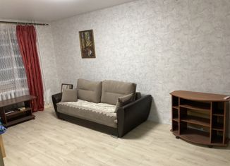 Аренда трехкомнатной квартиры, 70 м2, Надым, улица Рыжкова, 10