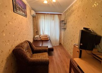 Продажа двухкомнатной квартиры, 42.7 м2, Евпатория, улица Казаса, 11