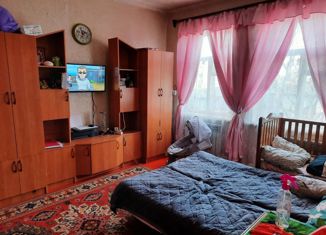 Продам 3-комнатную квартиру, 67.7 м2, поселок Коксовый, улица Карла Маркса, 24