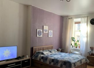 Продаю комнату, 99.7 м2, Санкт-Петербург, улица Декабристов, 7, улица Декабристов