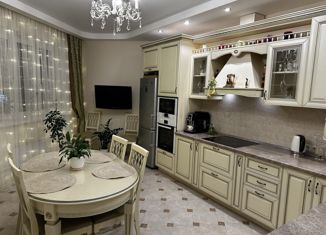 Продам 3-ком. квартиру, 99.7 м2, посёлок Коммунарка, Лазурная улица, 14