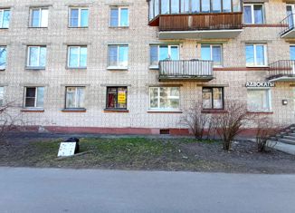 Продается трехкомнатная квартира, 61 м2, Санкт-Петербург, Пражская улица, 17к1, Пражская улица