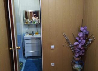 Продается 4-комнатная квартира, 130 м2, Минеральные Воды, площадь 3-го Интернационала, 1