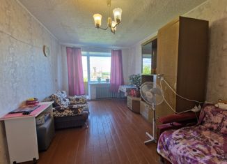 Продается 1-комнатная квартира, 31 м2, поселок городского типа Белоярский, улица Ломоносова, 10