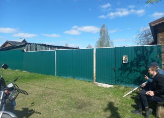 Продам трехкомнатную квартиру, 57 м2, поселок Иванищи, Молодёжная улица, 16