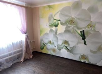 Продаю комнату, 80 м2, Каменск-Шахтинский, улица Декабристов, 3А