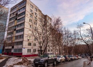 Продается трехкомнатная квартира, 66.2 м2, Хабаровск, Волочаевская улица, 25