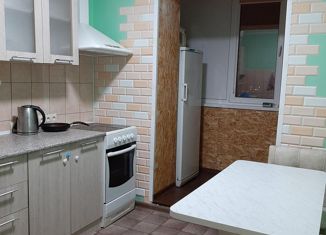 Аренда 2-комнатной квартиры, 45 м2, Тольятти, улица Лизы Чайкиной, 61А, Комсомольский район
