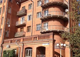 Сдам в аренду 1-ком. квартиру, 45 м2, Киров, улица Герцена, 37, Первомайский район