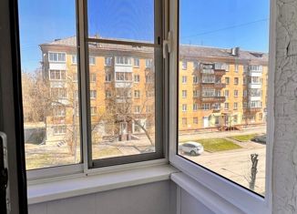 Продам двухкомнатную квартиру, 42.3 м2, Свердловская область, улица Пархоменко, 105