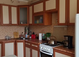 Продается 4-комнатная квартира, 74.8 м2, Альметьевск, улица Герцена, 80В