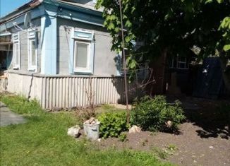 Продам дом, 58.9 м2, посёлок городского типа Базарный Карабулак, улица Розы Люксембург, 47