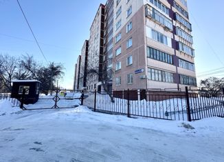 Продаю 3-ком. квартиру, 66.9 м2, Челябинск, Балканская улица, 1, Металлургический район