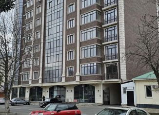 4-комнатная квартира на продажу, 156 м2, Черкесск, Комсомольская улица, 17