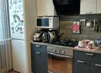 Продается 3-ком. квартира, 67 м2, Череповец, улица Белинского, 63А, ЖК Прибрежный