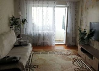 Продается 3-ком. квартира, 63 м2, посёлок городского типа Москаленки, 2-я Северная улица, 57