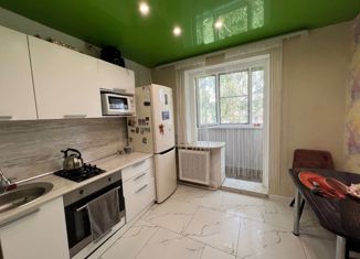 Продам однокомнатную квартиру, 33 м2, Псковская область, улица Алтаева, 5