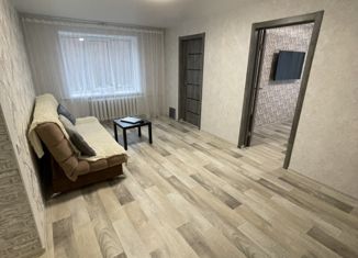 Продам 4-комнатную квартиру, 61.2 м2, Дальнегорск, улица 8 Марта, 16