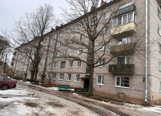 Продается двухкомнатная квартира, 43.9 м2, Малая Вишера, Лесная улица, 38