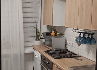 Трехкомнатная квартира на продажу, 63 м2, Ставрополь, улица Мира, 159, микрорайон №6