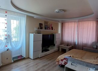 Продается четырехкомнатная квартира, 70.5 м2, Янаул, улица Ленина, 30