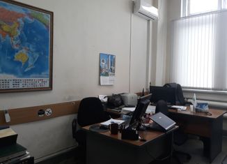 Сдам в аренду офис, 34 м2, Саратов, улица имени Н.Г. Чернышевского, 203