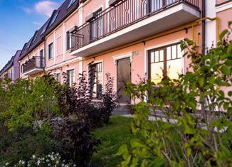 Продам таунхаус, 145.1 м2, деревня Новосаратовка, жилой комплекс Невская Усадьба, 50В