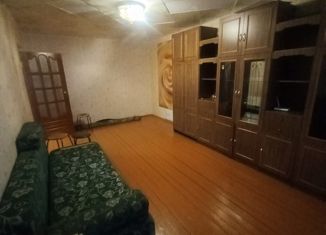 Продаю однокомнатную квартиру, 30 м2, Баймак, проспект Салавата Юлаева, 15