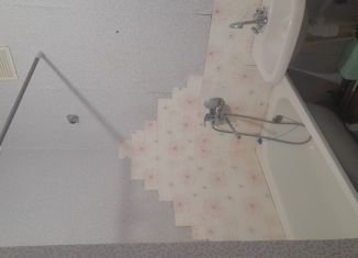 Сдача в аренду 2-комнатной квартиры, 52 м2, село Мариинский, Лазурная улица, 15