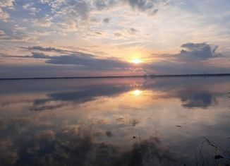 Продаю земельный участок, 12 сот., посёлок Петровский, Дальняя улица