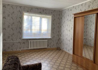 2-ком. квартира на продажу, 60 м2, рабочий посёлок Хор, Вокзальная улица, 5