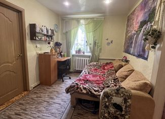 Продается двухкомнатная квартира, 35 м2, Киров, улица Свердлова, 22Б