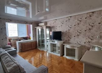 Продается трехкомнатная квартира, 79 м2, Краснодарский край, улица Калараша, 26