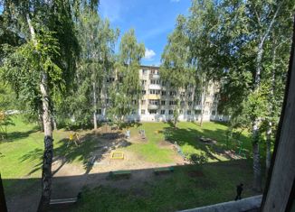 Продается двухкомнатная квартира, 47.3 м2, Новосибирск, Флотская улица, 19, Калининский район